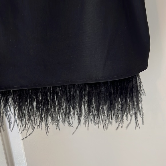 Gianni Bini feather ruffle cami - Picture 2 of 3